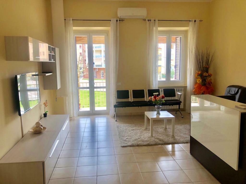 Villa Raffaella Livorno Esterno foto
