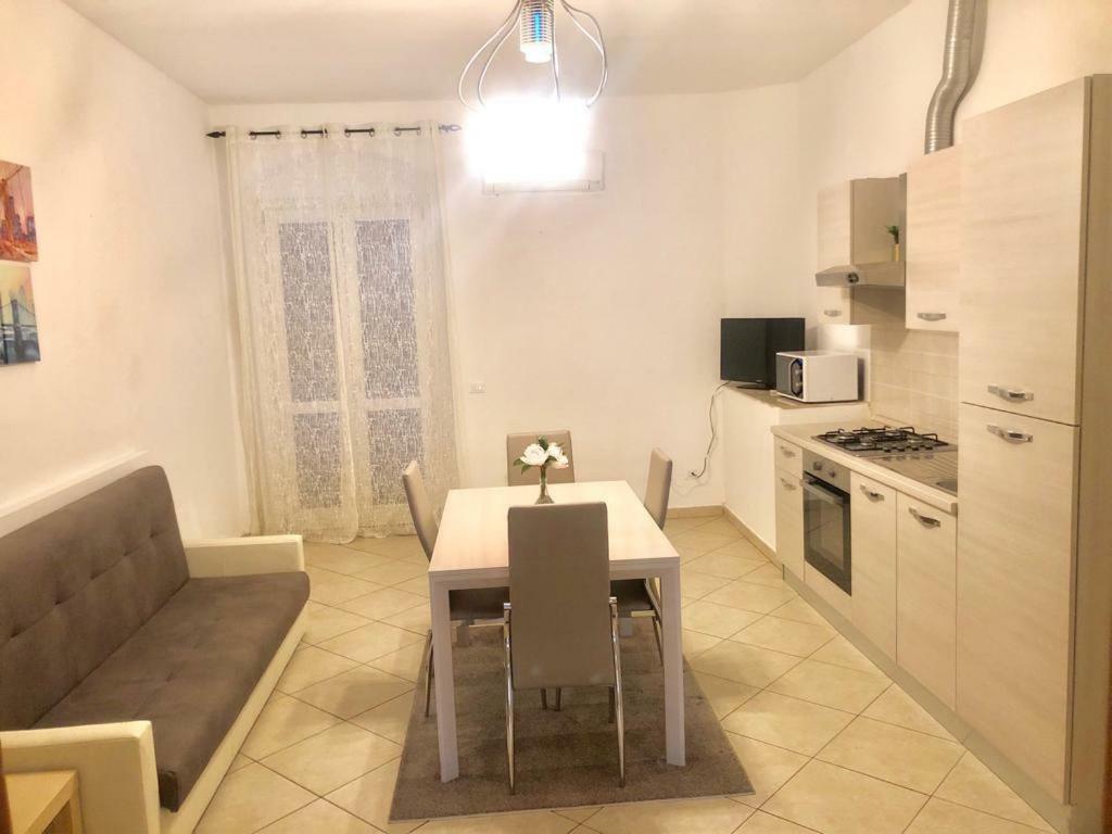 Villa Raffaella Livorno Esterno foto